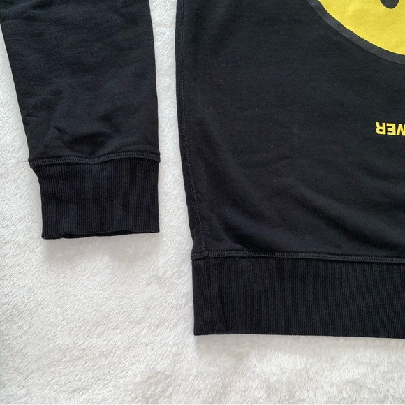 Inaka Power Black Smiley Face Crewneck Size L - Picture 3 of 5